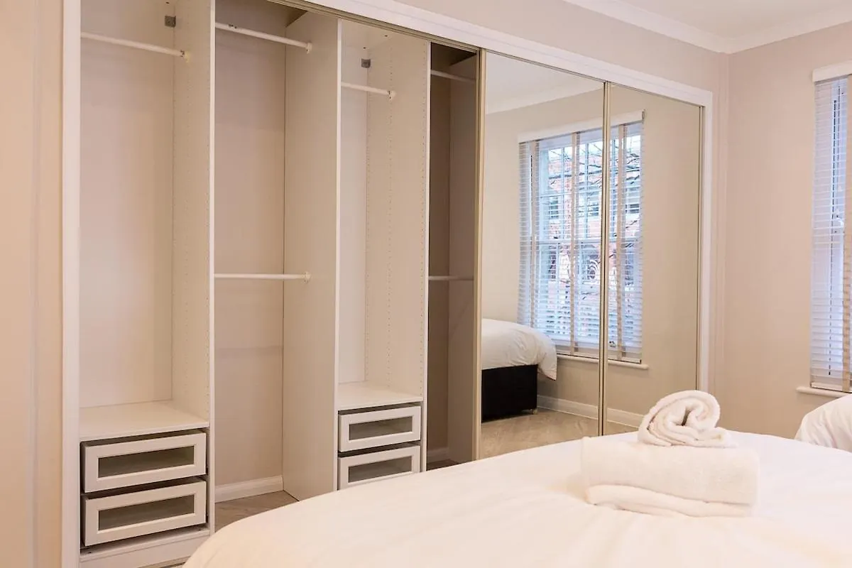 Apartament Luxury Penthouse In Cardiff City Centre Sleeps 14